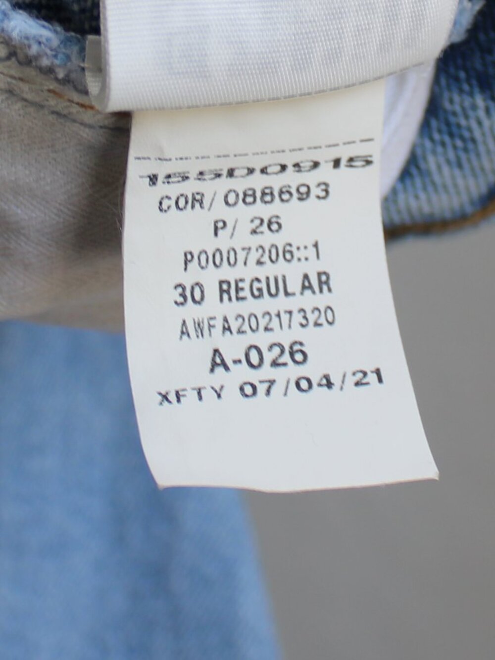Abercrombie & Fitch Blue Wash The 90s Ultra High-Rise Denim Jean Distress sz 30 - Picture 5 of 6
